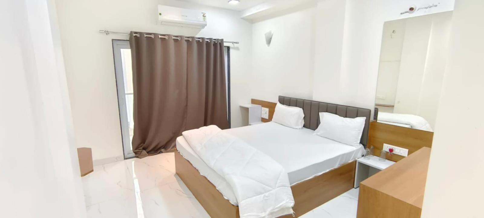 Hotel Mayur Residency Ellora Extérieur photo